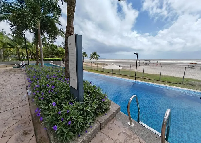 Timurbay Family Sea View, Kuantan By Anggun Bayu - Netflix Ready