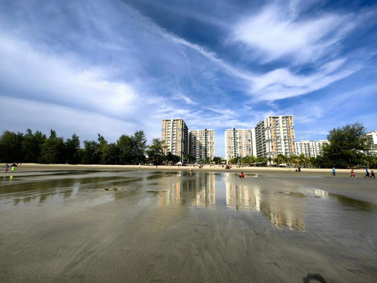 Timurbay Family Sea View, By Anggun Bayu - Netflix Ready Apartment
