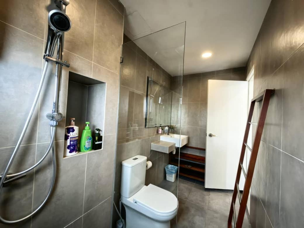 Timurbay Family Sea View, By Anggun Bayu - Netflix Ready Apartment Kuantan