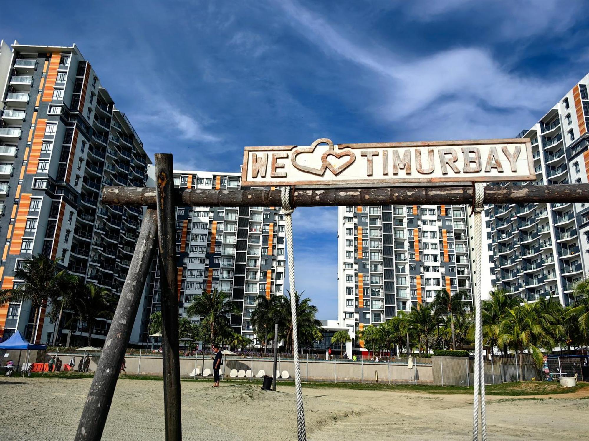 Timurbay Family Sea View, By Anggun Bayu - Netflix Ready Apartment